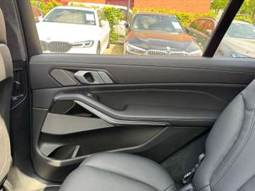 BMW X7 xDrive 40 d MSport*Panorama*Laser*Head Up*AHK – Bild 38