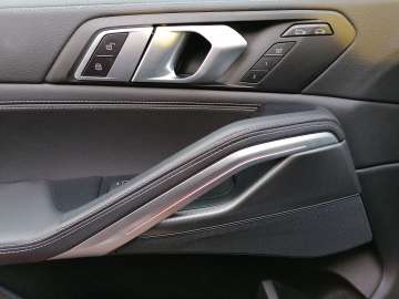 BMW X6 xDrive40d Sportpaket 22'' HUD Laser Parking P – Bild 18