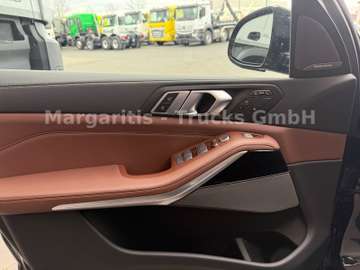BMW X7xDrive40d/M Sportpaket Pro/23"/Pano/Kristall – Bild 8
