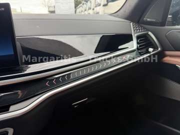 BMW X7xDrive40d/M Sportpaket Pro/23"/Pano/Kristall – Bild 13