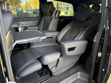 Mercedes-Benz V 300 d 4MATIC EXCLUSIVE extralang – Bild 3