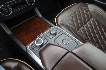 Mercedes-Benz GL 350 BlueTec 4Matic#AMG#H&K#OFFROAD#KEYGO#STDHZ# – Bild 14
