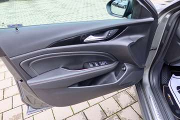 Opel Insignia B Sports Tourer 2.0 BiTurbo#OPC-LINE#Innovation#4x4#AHK# – image 11