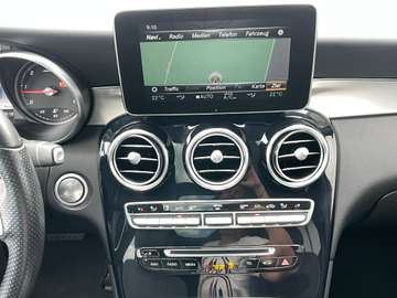 Mercedes-Benz GLC 220 d 4Matic AMG-Line/Pano/Burmester/HuD/AHK – Bild 16
