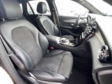 Mercedes-Benz GLC 220 d 4Matic AMG-Line/Pano/Burmester/HuD/AHK – Bild 19