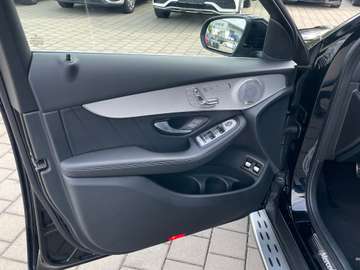 Mercedes-Benz GLC 220 d 4Matic AMG-Line/Pano/Burmester/HuD/AHK – Bild 11
