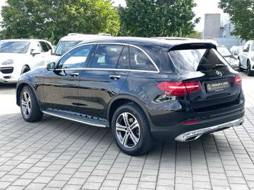 Mercedes-Benz GLC 220 d 4Matic AMG-Line/Pano/Burmester/HuD/AHK – Bild 9