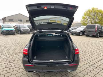Mercedes-Benz E 350d AMG-Line Luftf./Pano/Distronic+/StandH./ – Bild 8