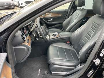 Mercedes-Benz E 350d AMG-Line Luftf./Pano/Distronic+/StandH./ – Bild 14
