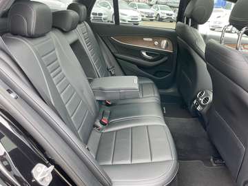 Mercedes-Benz E 350d AMG-Line Luftf./Pano/Distronic+/StandH./ – Bild 28
