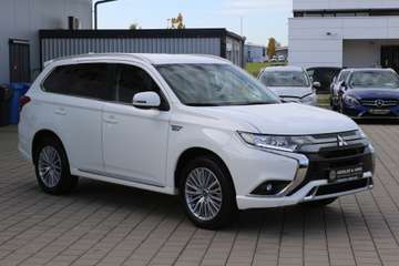 Mitsubishi Outlander 2.4 PHEV 4WD Plug-In Hybrid LED/Kamera – image 5