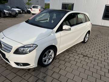 Mercedes-Benz B 200 CDI AHK/Navi/Pano/ – Bild 1
