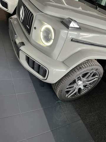 Mercedes-Benz 63 AMG – Bild 1