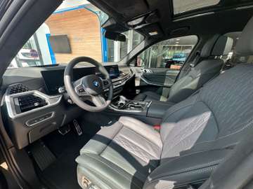 BMW X7 xDrive 40d M Sport Pro 22" Sky Autobahn – Bild 11