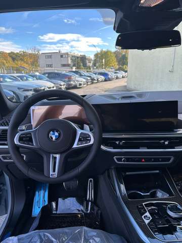 BMW X7 M60 i – Bild 4