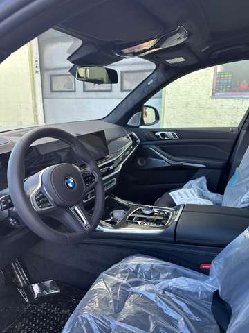 BMW X7 M60 i – Bild 6