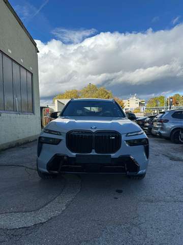 BMW X7 M60 i – Bild 2
