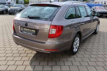 Skoda Superb Combi Ambition – Bild 27