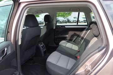 Skoda Superb Combi Ambition – Bild 12