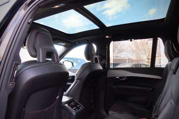Volvo XC90 T5 R-Design AWD#XENIUM#7SITZE#PANO#1HD# – image 25