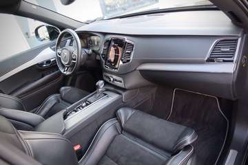 Volvo XC90 T5 R-Design AWD#XENIUM#7SITZE#PANO#1HD# – image 11