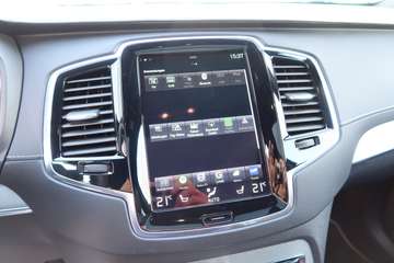Volvo XC90 T5 R-Design AWD#XENIUM#7SITZE#PANO#1HD# – image 19