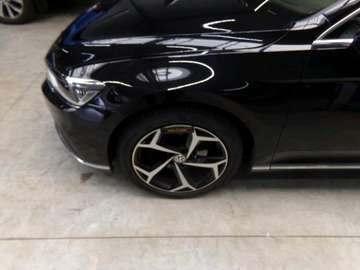 Volkswagen Passat Variant Elegance – Bild 24