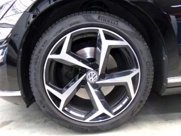 Volkswagen Passat Variant Elegance – Bild 34