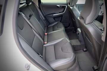Volvo XC60#MOMENTUM#AHK#2HD#ACC#PANO# – Bild 18