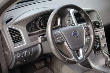 Volvo XC60#MOMENTUM#AHK#2HD#ACC#PANO# – Bild 14