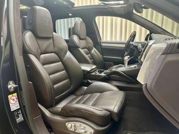 Porsche Cayenne S 4.2d *385PK/850NM* Soft Close / Sport – image 44