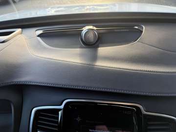 Volvo XC90 B6 (Benzin) AWD Inscription (EURO 6d-TEMP) – Bild 16