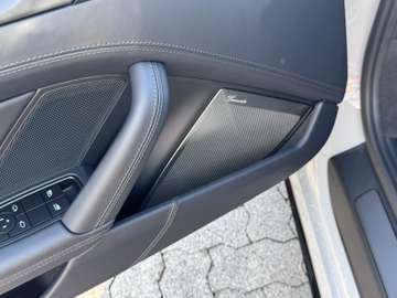 Porsche 911 Turbo S – image 26