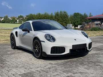 Porsche 911 Turbo S – image 30