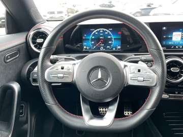 Mercedes-Benz 220 d 8G-DCT AMG-Line/Night/Pano/LED – Bild 14