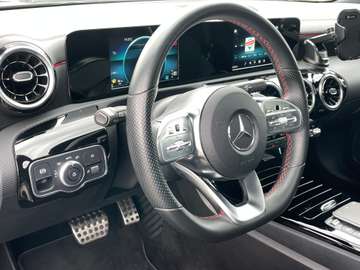 Mercedes-Benz 220 d 8G-DCT AMG-Line/Night/Pano/LED – Bild 13