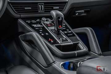 Porsche Cayenne E-Hyb Coupé PE 25%VAT SportDesign 18-way – image 18