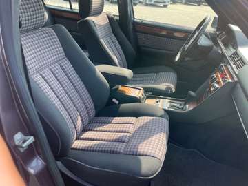 Mercedes-Benz TE-24 W124 Fahrbereit/Gepflegt/7-Sitzer – Bild 16