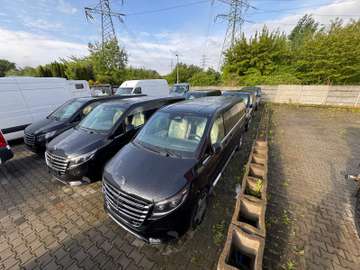 Mercedes-Benz V 300 d 4MATIC EXCLUSIVE extralang – Bild 4