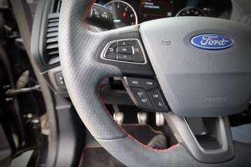 Ford EcoSport ST-Line Bi-Xenon/Kamera/B&O-Sound/1Hnd – Bild 13