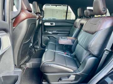 Ford Explorer 3.0 Platinum Plug-in-Hybrid 4x4 Voll – Bild 21