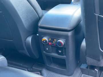 Ford Explorer 3.0 Platinum Plug-in-Hybrid 4x4 Voll – Bild 27