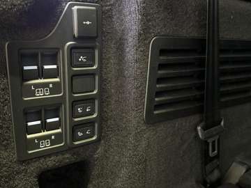 Land Rover Discovery D300 R-Dynamic HSE AHK FAMILY PACK 22 – Bild 20