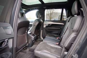 Volvo XC90 B6 R-Design AWD#1HD#ACC#B&W#PANO#22"# – image 25