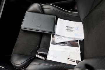Volvo XC90 B6 R-Design AWD#1HD#ACC#B&W#PANO#22"# – image 22