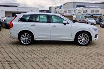 Volvo XC90 Momentum Pro AWD #LUFT#1HAND#PANO#ACC#1HD# – image 5