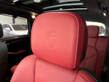 Porsche MACAN 2.0 PANO ACC CHRONO KEY-GO 360°CAM 21" – image 15
