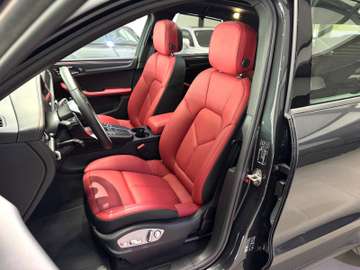 Porsche MACAN 2.0 PANO ACC CHRONO KEY-GO 360°CAM 21" – image 16