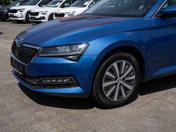 Skoda Superb Combi 2.0 TDI Style DSG AHK+MATRIX+RFK+AC – Bild 1