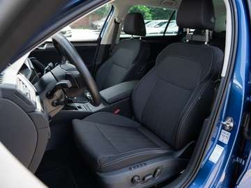 Skoda Superb Combi 2.0 TDI Style DSG AHK+MATRIX+RFK+AC – Bild 6